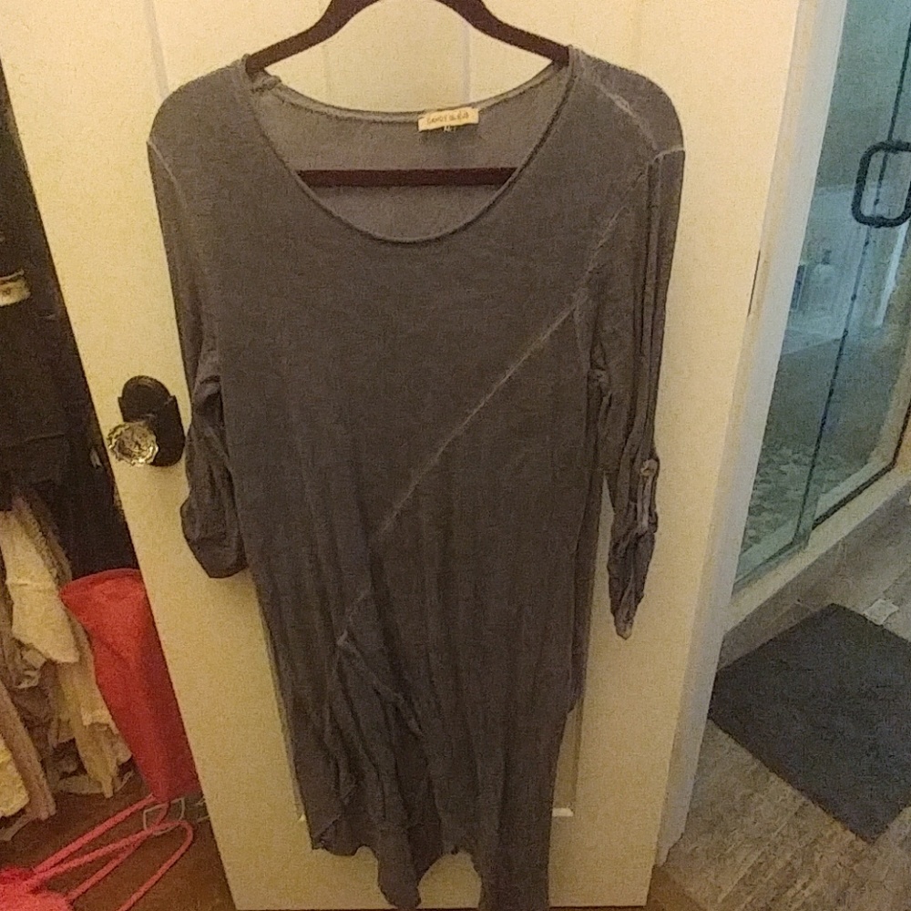 Navy sharktrim tunic